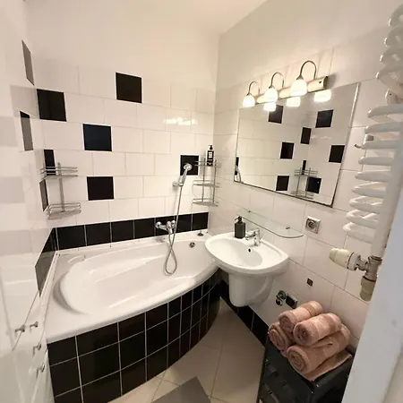 Core Apartman Varsó