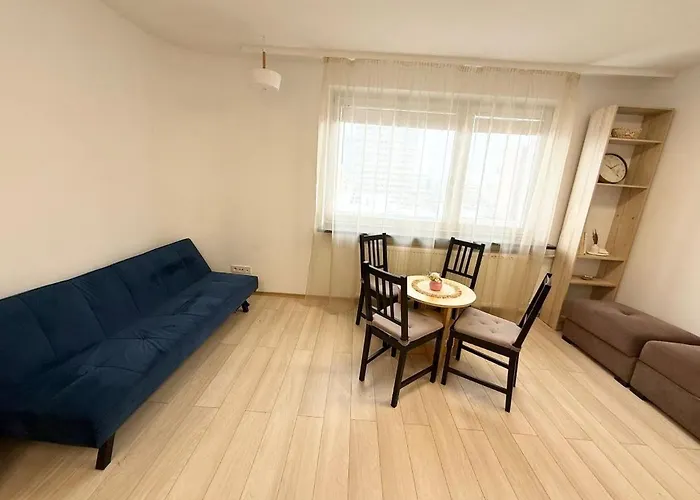 Core * ワルシャワ